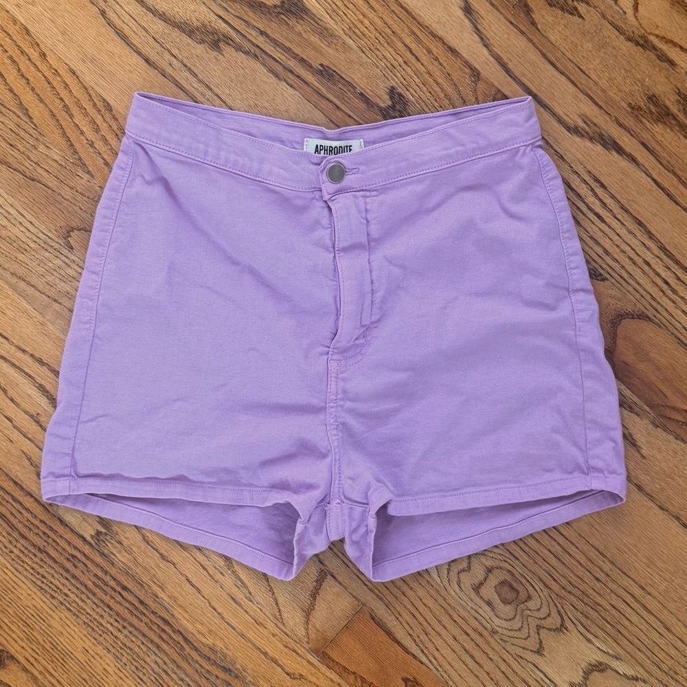 Aphrodite Lilac shorts